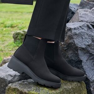 VIVAIA Everly Round-Toe Chunky Platform Travel Boots EU 38